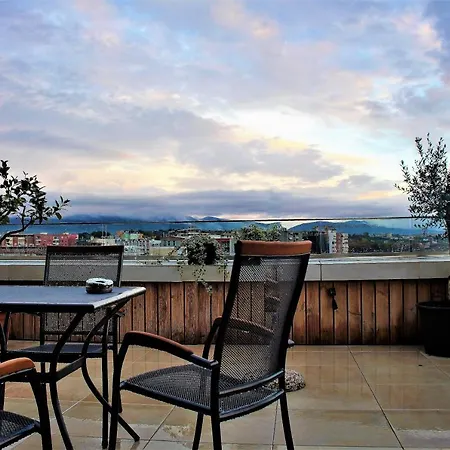 Lake Muse Penthouse Apartment Tirana