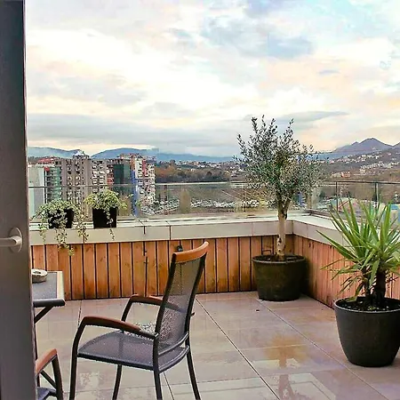Apartment Lake Muse Penthouse Tirana