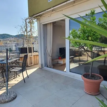 Lake Muse Penthouse * Tirana
