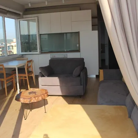Lake Muse Penthouse
