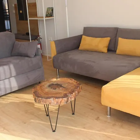 Lake Muse Penthouse * Tirana